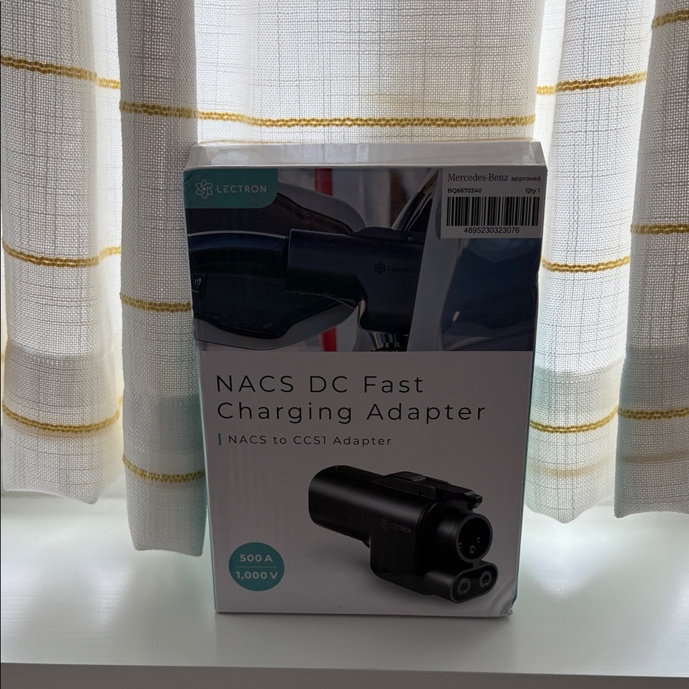 Black NACS DC Fast Charging Adapter